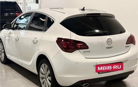 Opel Astra J, 2011 год, 899 900 рублей, 3 фотография