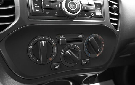 Nissan Juke II, 2014 год, 1 175 000 рублей, 16 фотография