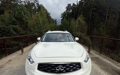 Infiniti FX II, 2011 год, 1 850 000 рублей, 18 фотография