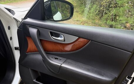 Infiniti FX II, 2011 год, 1 850 000 рублей, 25 фотография