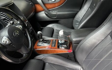 Infiniti FX II, 2011 год, 1 850 000 рублей, 33 фотография