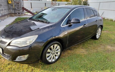 Opel Astra J, 2010 год, 690 000 рублей, 2 фотография