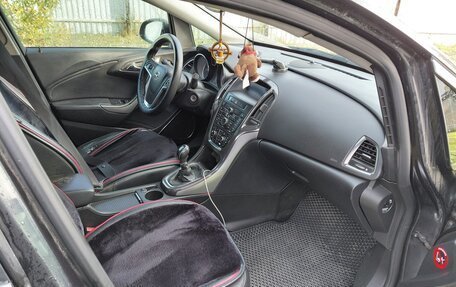 Opel Astra J, 2010 год, 690 000 рублей, 8 фотография