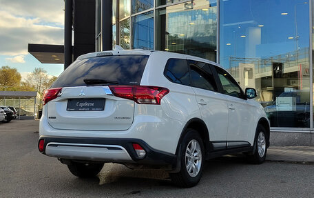Mitsubishi Outlander III рестайлинг 3, 2019 год, 1 504 000 рублей, 2 фотография