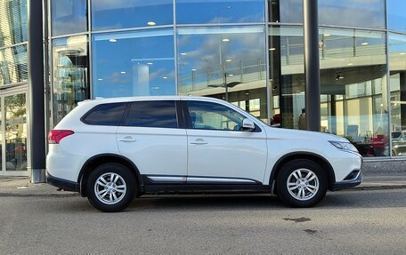 Mitsubishi Outlander III рестайлинг 3, 2019 год, 1 504 000 рублей, 6 фотография