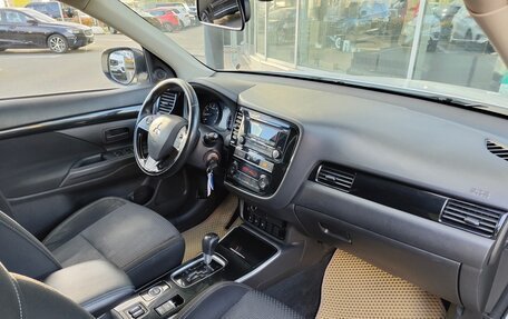 Mitsubishi Outlander III рестайлинг 3, 2019 год, 1 504 000 рублей, 7 фотография