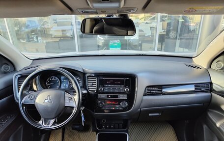 Mitsubishi Outlander III рестайлинг 3, 2019 год, 1 504 000 рублей, 9 фотография