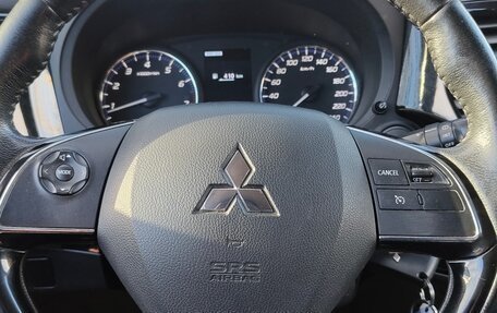 Mitsubishi Outlander III рестайлинг 3, 2019 год, 1 504 000 рублей, 15 фотография