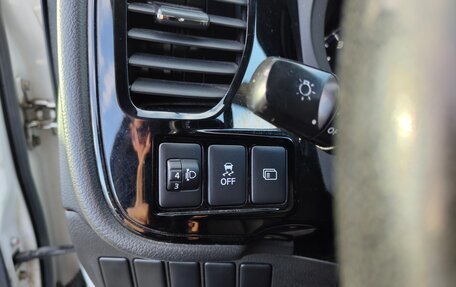 Mitsubishi Outlander III рестайлинг 3, 2019 год, 1 504 000 рублей, 10 фотография
