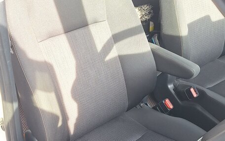 Toyota Sienta II, 2018 год, 1 440 000 рублей, 8 фотография