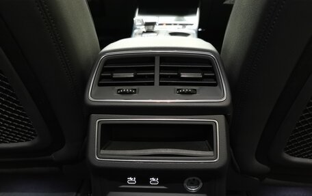 Audi A6, 2021 год, 3 300 000 рублей, 17 фотография
