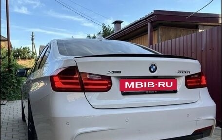 BMW 3 серия, 2014 год, 2 300 000 рублей, 3 фотография