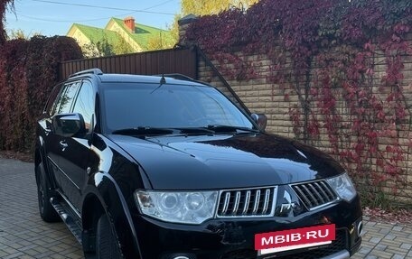 Mitsubishi Pajero Sport II рестайлинг, 2012 год, 1 300 000 рублей, 2 фотография