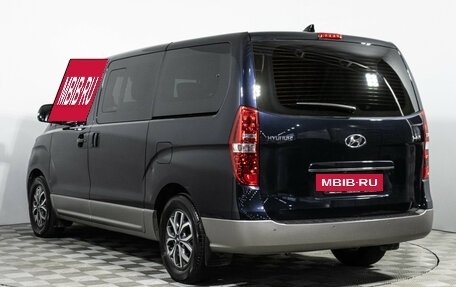 Hyundai H-1 II рестайлинг, 2020 год, 3 399 700 рублей, 7 фотография