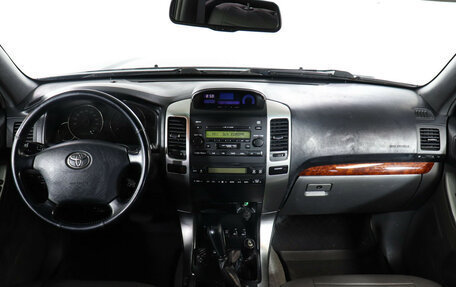 Toyota Land Cruiser Prado 120 рестайлинг, 2007 год, 1 750 000 рублей, 12 фотография