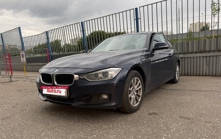 BMW 3 серия, 2012 год, 1 400 000 рублей, 2 фотография
