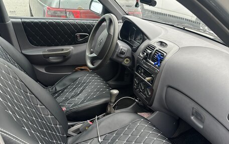 Hyundai Accent II, 2004 год, 380 000 рублей, 7 фотография