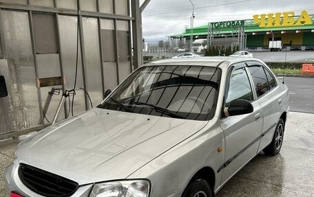 Hyundai Accent II, 2004 год, 380 000 рублей, 3 фотография