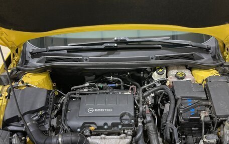 Opel Astra J, 2013 год, 990 000 рублей, 6 фотография