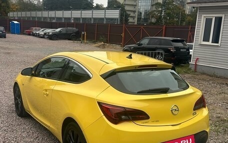Opel Astra J, 2013 год, 990 000 рублей, 2 фотография