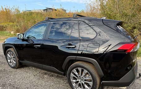 Toyota RAV4, 2020 год, 3 200 000 рублей, 3 фотография
