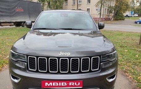Jeep Grand Cherokee, 2018 год, 4 350 000 рублей, 2 фотография