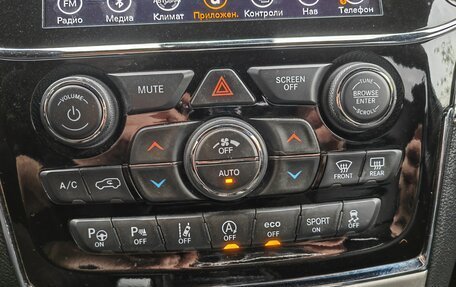 Jeep Grand Cherokee, 2018 год, 4 350 000 рублей, 19 фотография