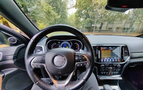 Jeep Grand Cherokee, 2018 год, 4 350 000 рублей, 16 фотография