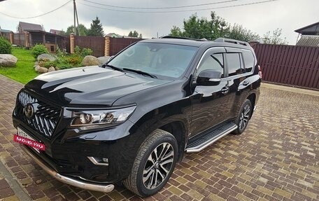 Toyota Land Cruiser Prado 150 рестайлинг 2, 2017 год, 4 400 000 рублей, 2 фотография