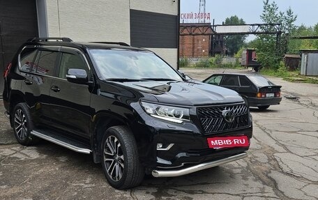 Toyota Land Cruiser Prado 150 рестайлинг 2, 2017 год, 4 400 000 рублей, 7 фотография