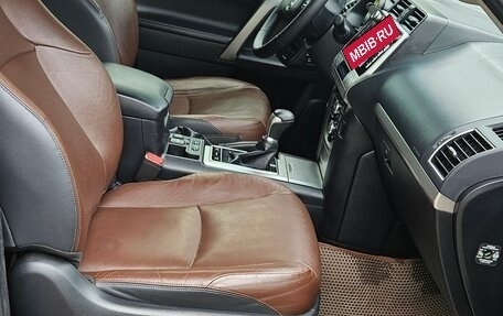 Toyota Land Cruiser Prado 150 рестайлинг 2, 2017 год, 4 400 000 рублей, 5 фотография