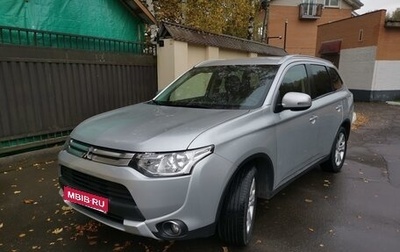 Mitsubishi Outlander III рестайлинг 3, 2014 год, 1 500 000 рублей, 1 фотография