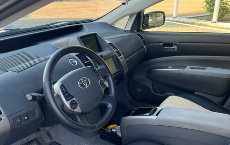 Toyota Prius, 2008 год, 790 000 рублей, 4 фотография