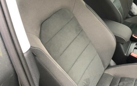 Volkswagen Golf VII, 2019 год, 1 700 000 рублей, 20 фотография