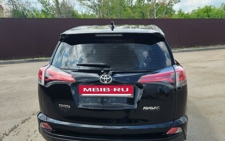 Toyota RAV4, 2018 год, 1 850 000 рублей, 5 фотография