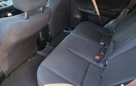 Toyota RAV4, 2018 год, 1 850 000 рублей, 12 фотография