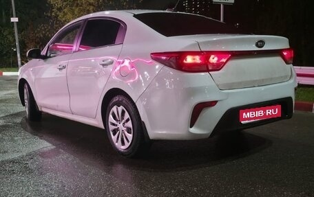 KIA Rio IV, 2018 год, 655 000 рублей, 1 фотография