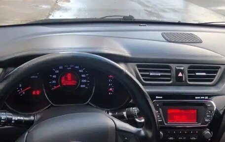 KIA Rio III рестайлинг, 2014 год, 1 000 000 рублей, 9 фотография