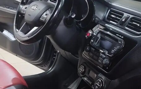 KIA Rio III рестайлинг, 2014 год, 1 000 000 рублей, 4 фотография