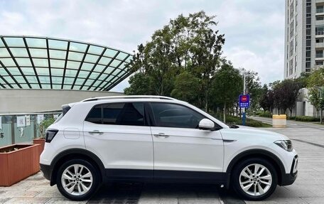 Volkswagen T-Cross I, 2021 год, 1 560 000 рублей, 4 фотография