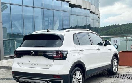 Volkswagen T-Cross I, 2021 год, 1 560 000 рублей, 6 фотография