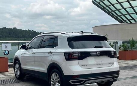 Volkswagen T-Cross I, 2021 год, 1 560 000 рублей, 9 фотография