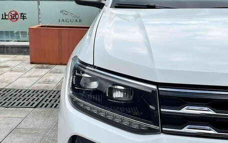 Volkswagen T-Cross I, 2021 год, 1 560 000 рублей, 10 фотография