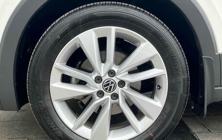 Volkswagen T-Cross I, 2021 год, 1 560 000 рублей, 25 фотография