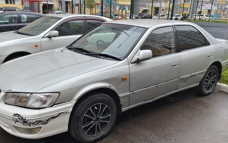 Toyota Camry, 1999 год, 270 000 рублей, 3 фотография