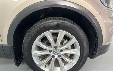 Volkswagen T-Roc I, 2023 год, 1 780 000 рублей, 12 фотография