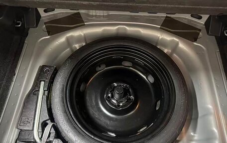 Volkswagen T-Roc I, 2023 год, 1 780 000 рублей, 16 фотография