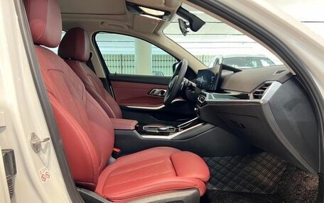 BMW 3 серия, 2022 год, 3 400 000 рублей, 10 фотография