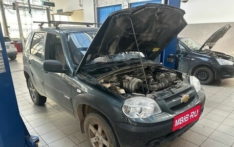 Chevrolet Niva I рестайлинг, 2012 год, 440 000 рублей, 3 фотография