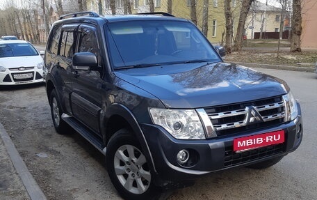 Mitsubishi Pajero IV, 2012 год, 2 650 000 рублей, 3 фотография